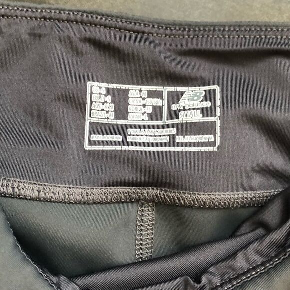 New Balance Yoga Pants  - Picture 4 of 4